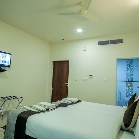 Hotel Le Noor Kochi Exterior foto