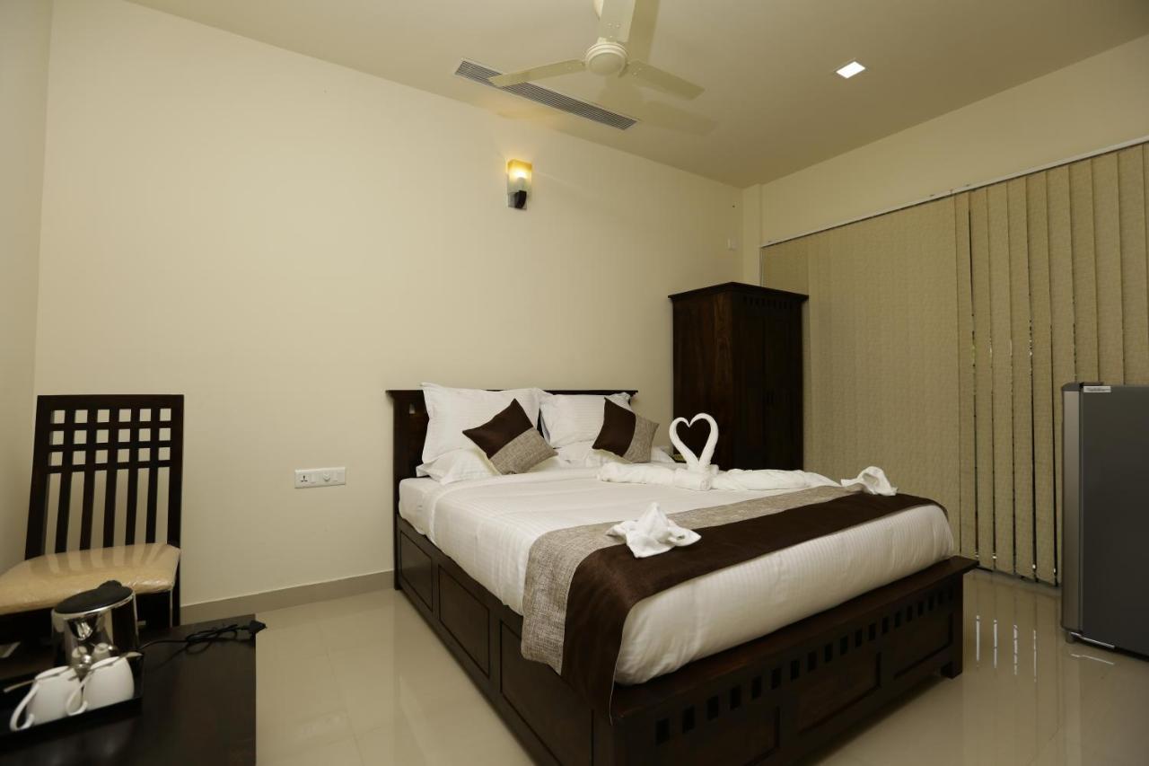 Hotel Le Noor Kochi Exterior foto