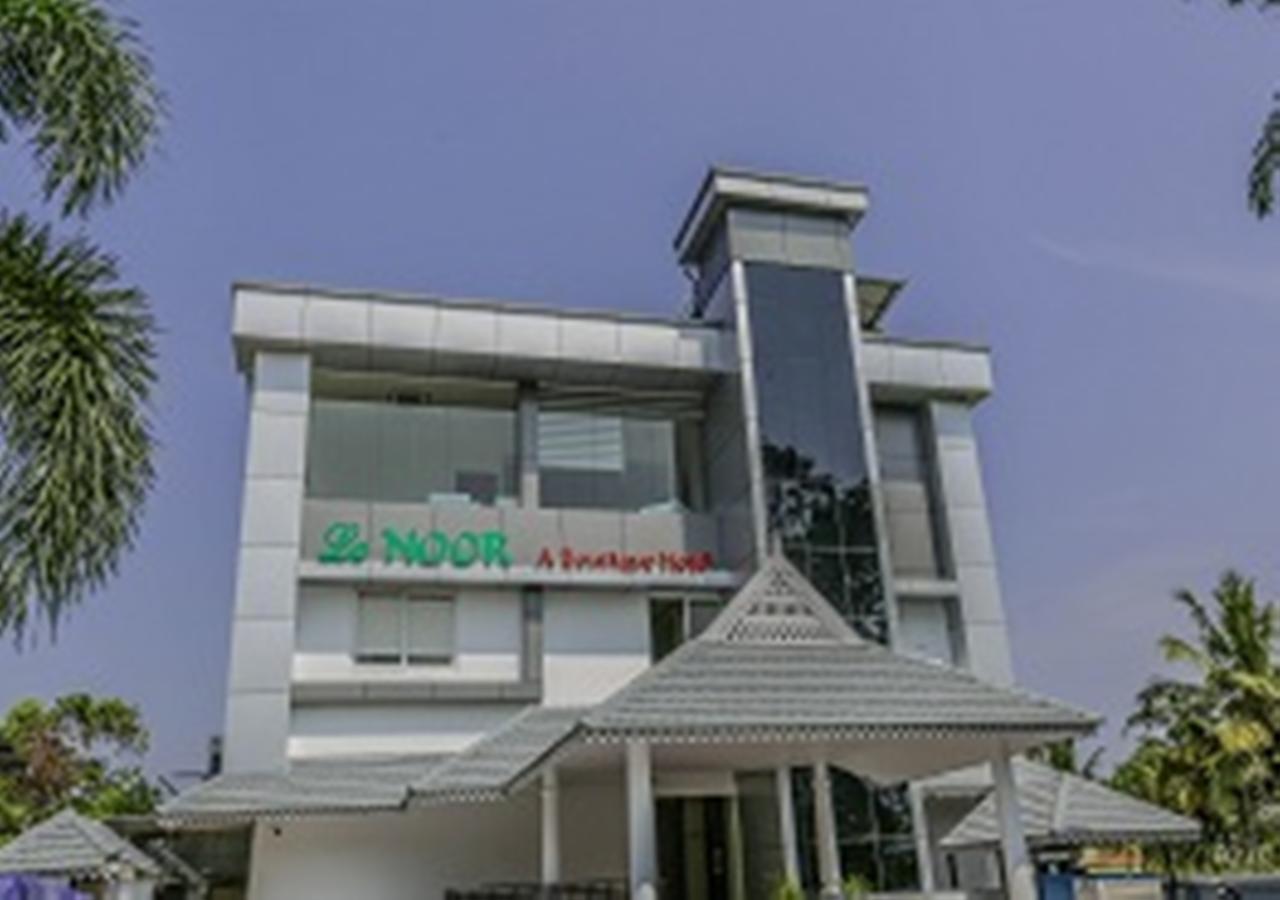 Hotel Le Noor Kochi Exterior foto