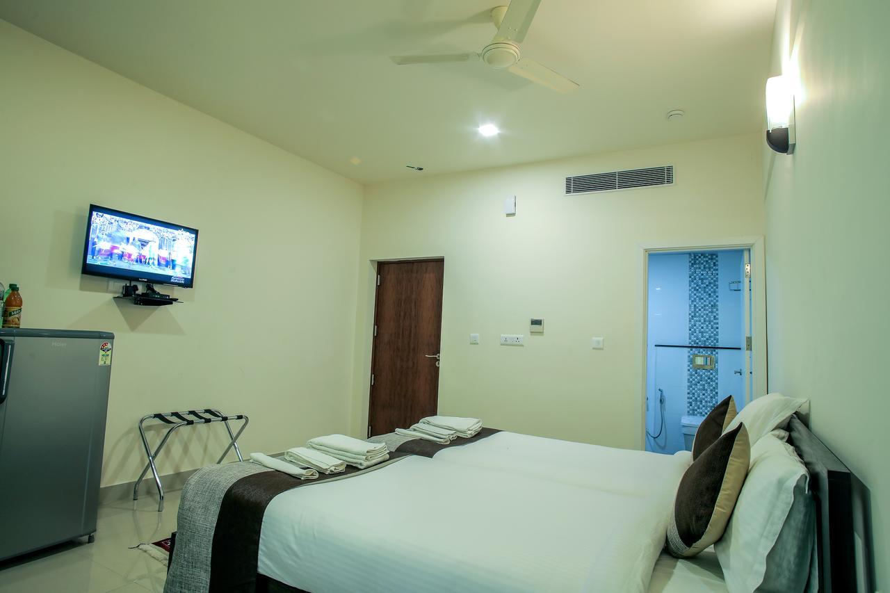 Hotel Le Noor Kochi Exterior foto